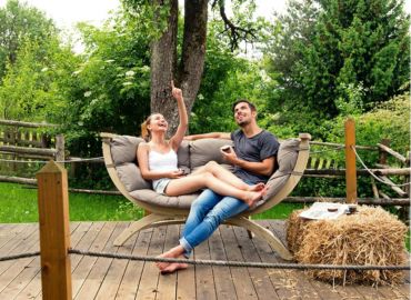 Prenez les bons réflexes pour garder votre mobilier de jardin en bon état plus longtemps.